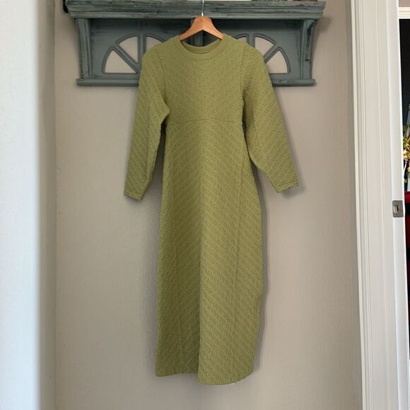 NWOT Free People Gabby Seamless MIDI Dress Green Long Sleeve Texture Open Back - Picture 5 of 11